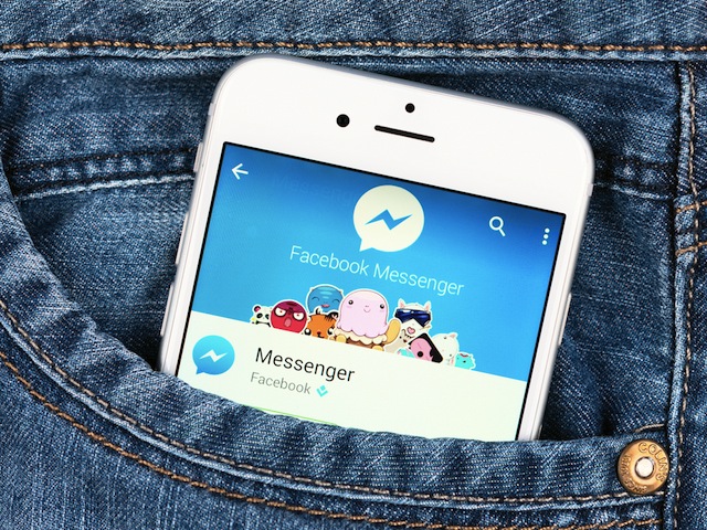 Facebook, Messenger İle Markalarla Sohbeti Öneriyor.